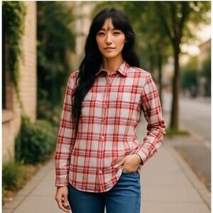 The North Face Red Plaid Baylyn Button Down Shirt Size Medium